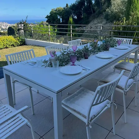 Contemporary With Sea View, Infinity Swimming Pool, Gym , Cinema Room,lift Nizza