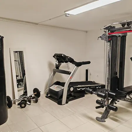 Βίλα Contemporary With Sea View, Infinity Swimming Pool, Gym , Cinema Room,lift Νίκαια