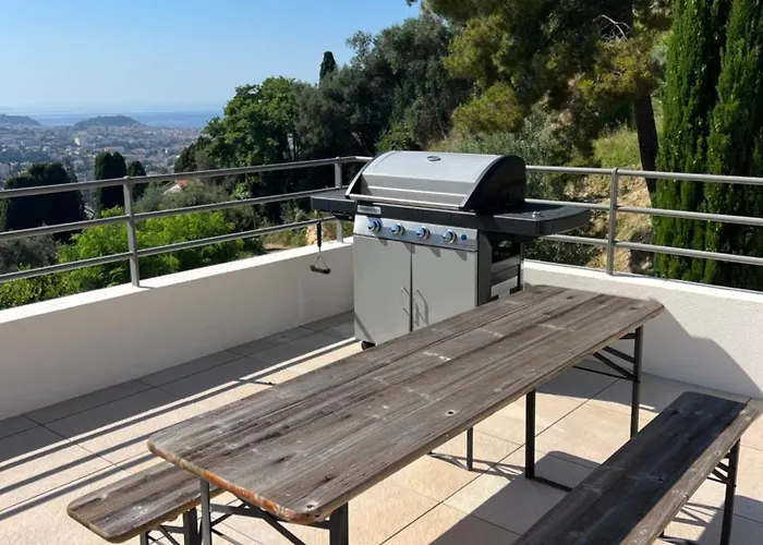 Contemporary With Sea View, Infinity Swimming Pool, Gym , Cinema Room,lift *