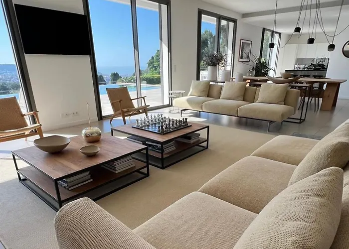 Contemporary With Sea View, Infinity Swimming Pool, Gym , Cinema Room,lift فيلة