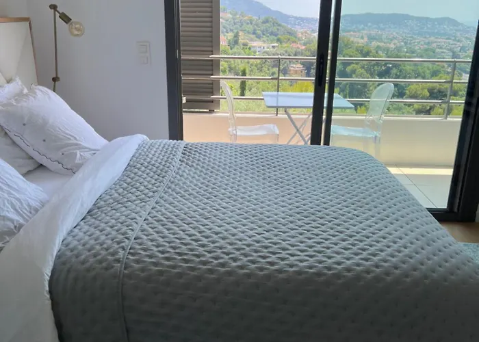 فيلة Contemporary With Sea View, Infinity Swimming Pool, Gym , Cinema Room,lift نيس