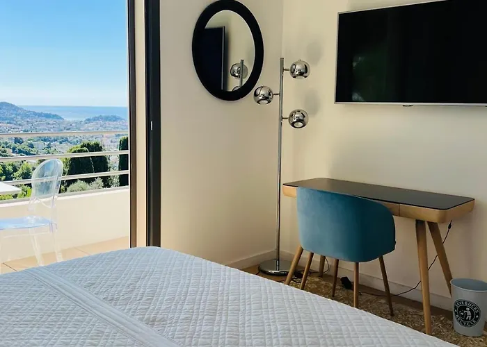 Contemporary With Sea View, Infinity Swimming Pool, Gym , Cinema Room,lift *